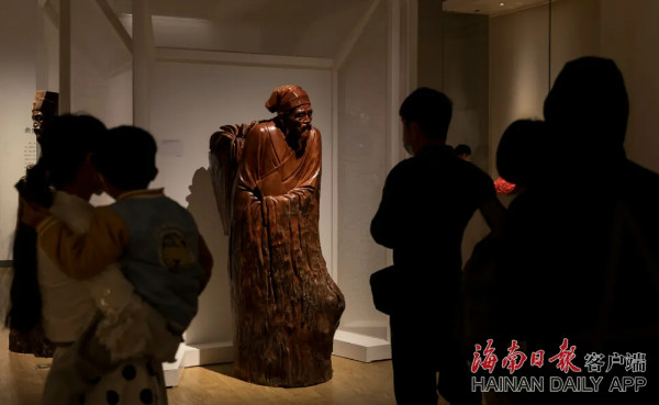 【头条】2020海南自贸港大国非遗工匠艺术珍品展在省博物馆开展